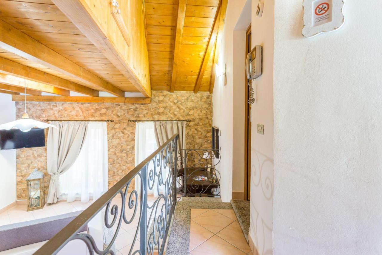 Guest House Casa Del Folletto ستريزا المظهر الخارجي الصورة